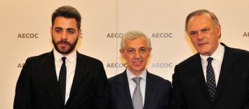 El Gran Consumo premia la trayectoria de Pedro Piqueras en la edición 2016 de sus Premios anuales