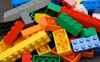 Lego lanza sus primeras piezas juguete sostenibles