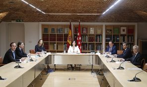 Juntos con la Hostelería plantea los retos del sector a la presidenta de la Comunidad de Madrid