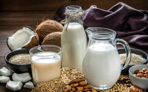 El consumidor de alternativas vegetales al yogur y la leche