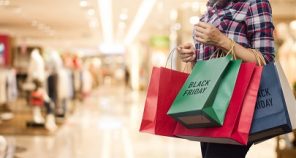 El 34% de los españoles planea adelantar sus compras navideñas al Black Friday