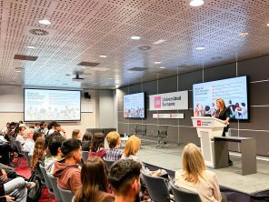 AECOC impulsa la iniciativa “Directivas del Gran Consumo en las aulas” para acercar el liderazgo femenino a estudiantes universitarios y de FP